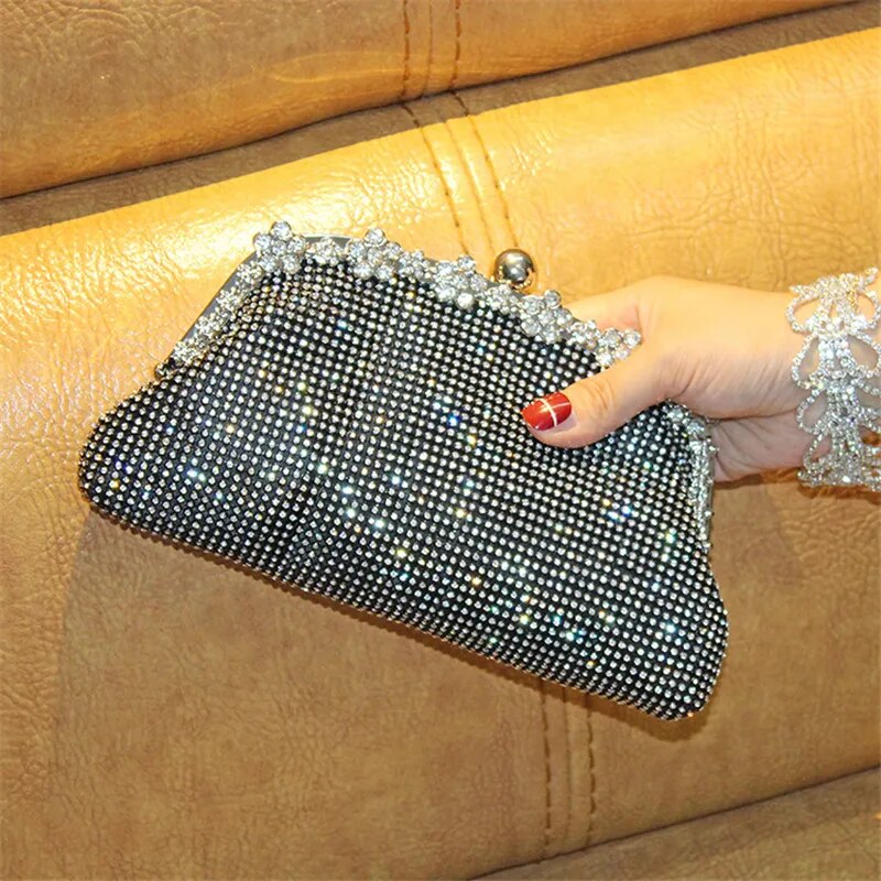 Bolsa Clutch Strass Festa