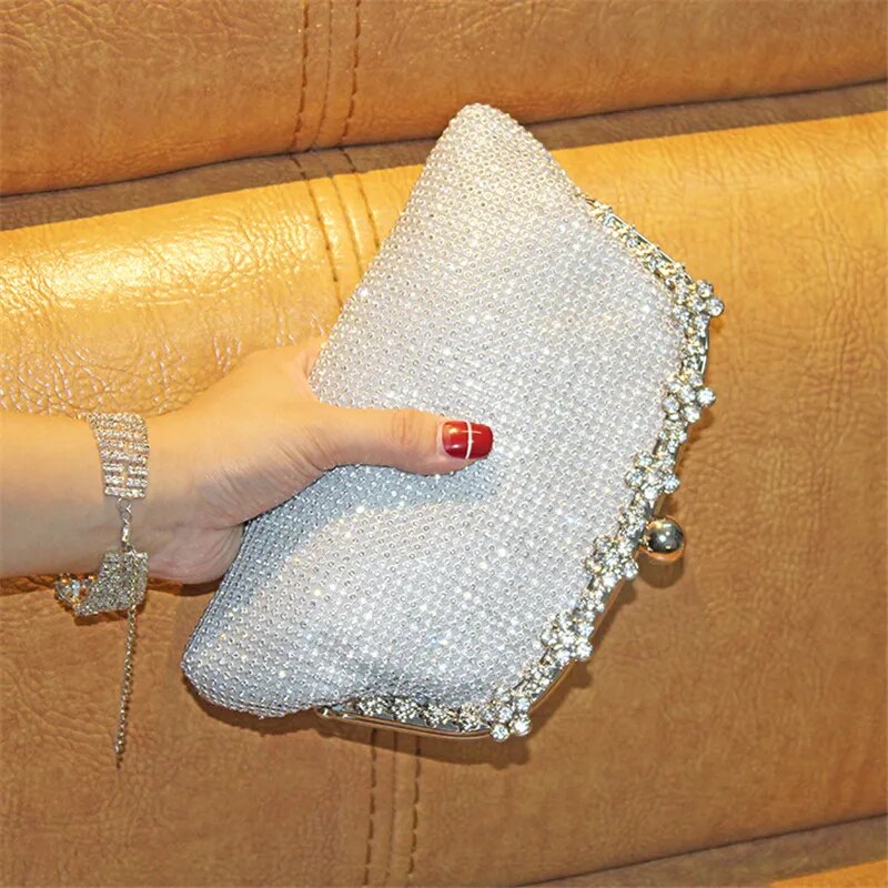 Bolsa Clutch Strass Festa
