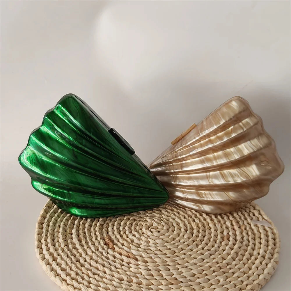 Bolsa Clutch Concha em Acrílico