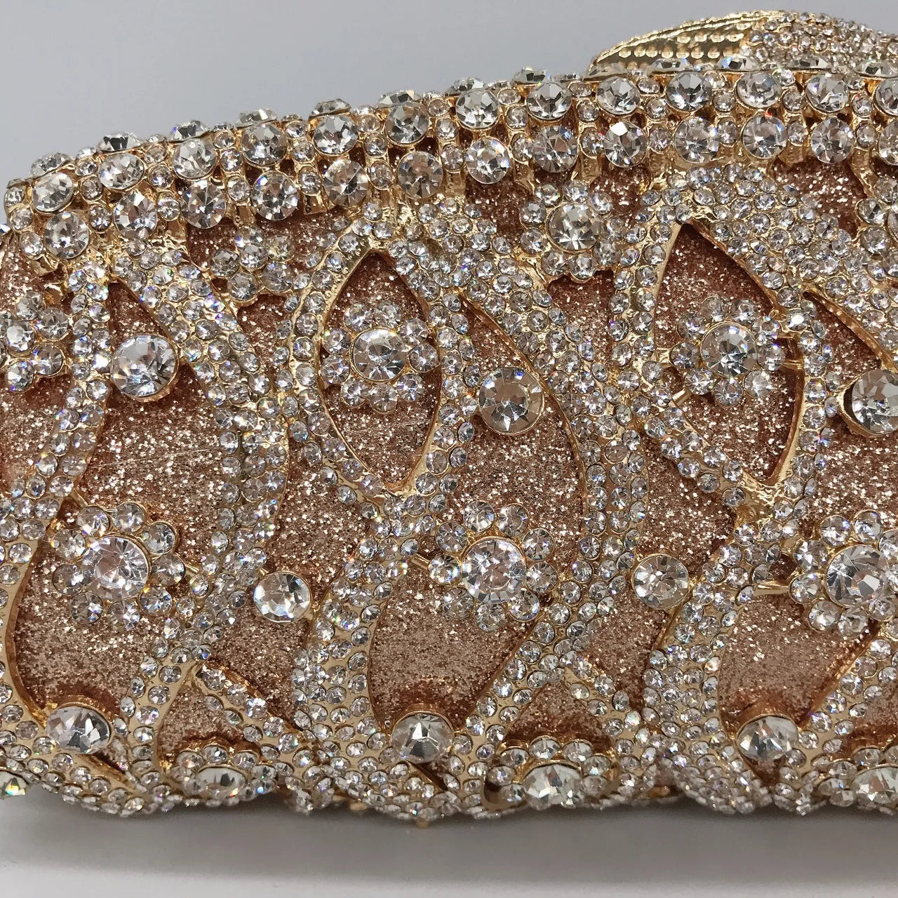Bolsa Clutch Cravejada Strass Festa