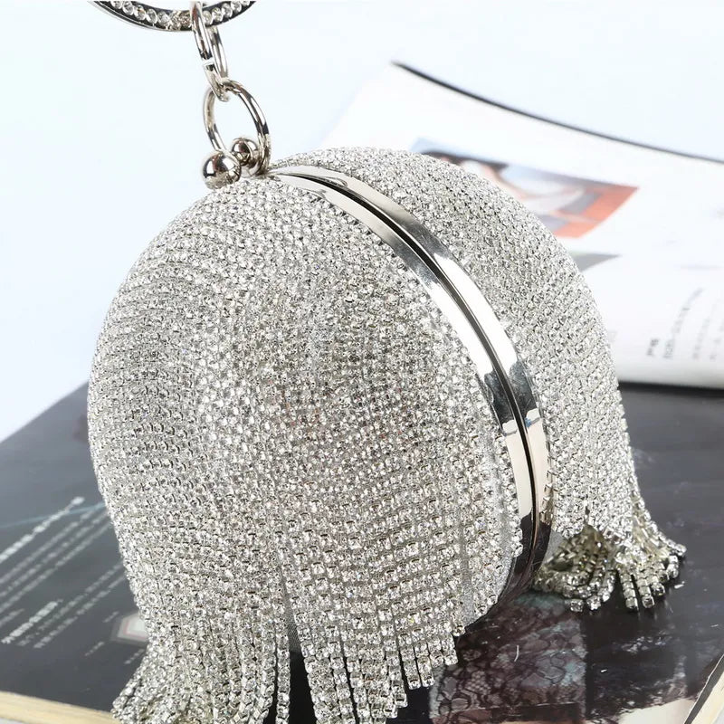 Bolsa Clutch com Franjas em Strass Esfera